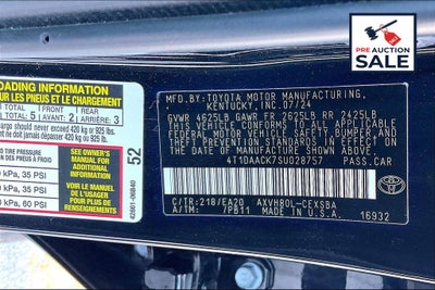 2025 Toyota Camry SE