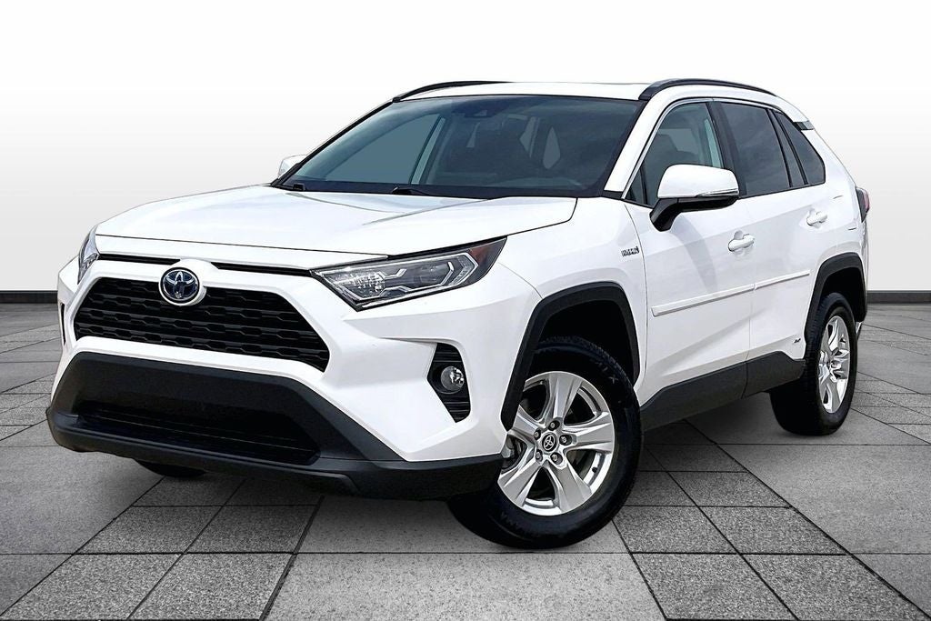 2021 Toyota RAV4 Hybrid XLE