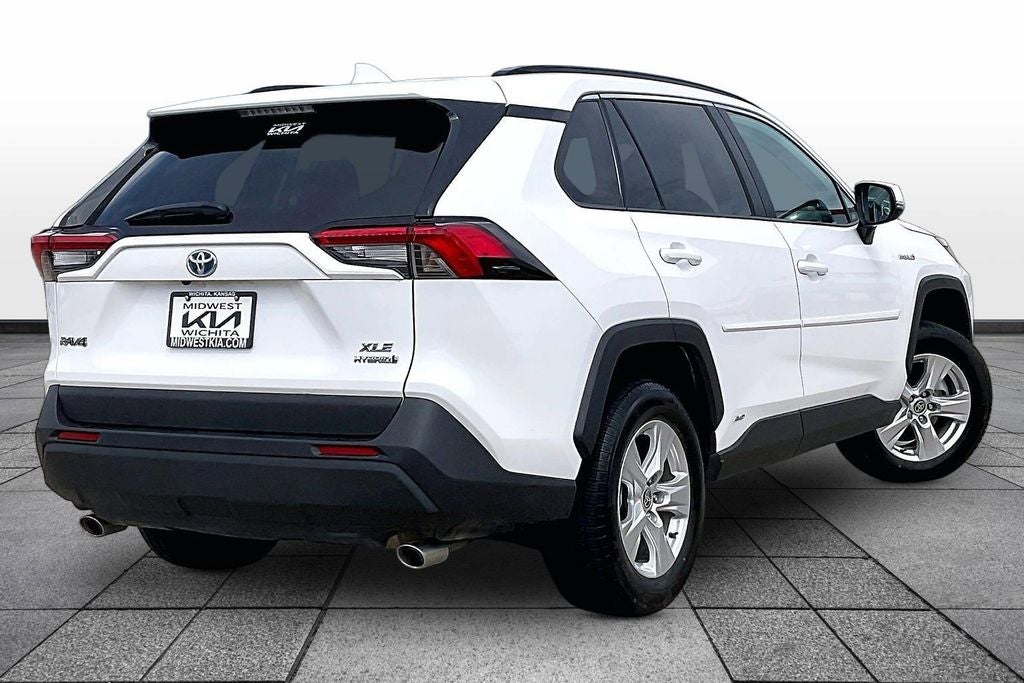 2021 Toyota RAV4 Hybrid XLE