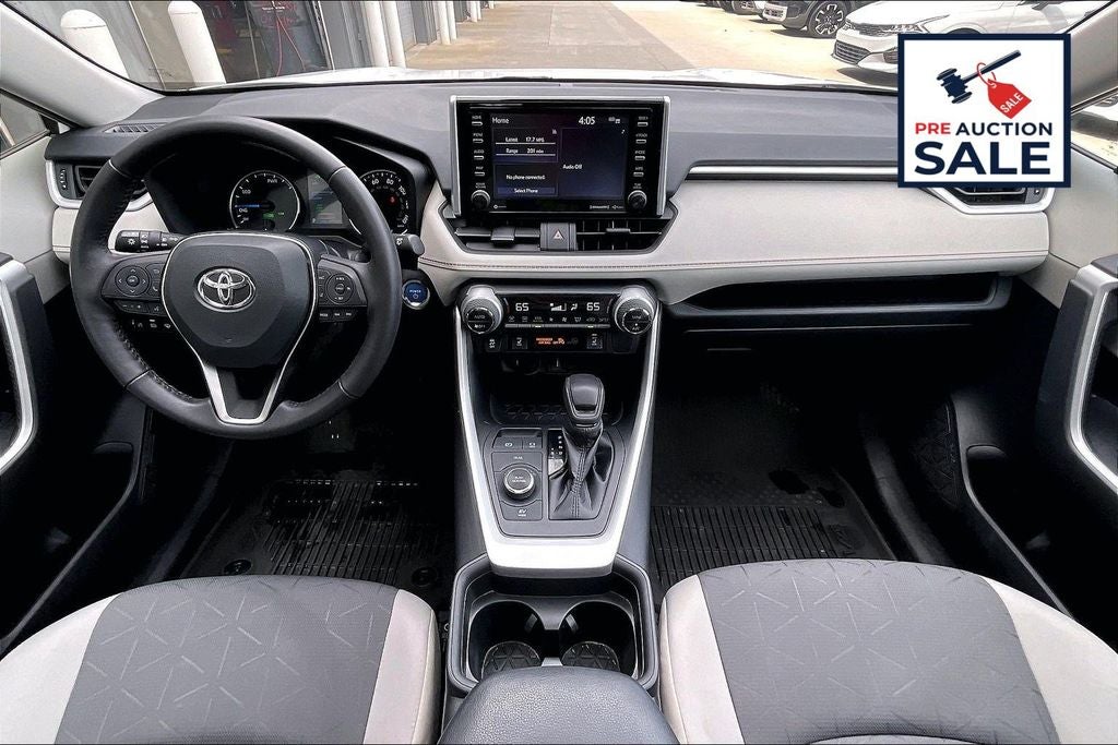 2021 Toyota RAV4 Hybrid XLE