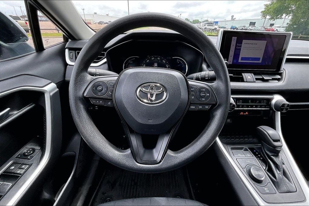 2023 Toyota RAV4 Hybrid XLE