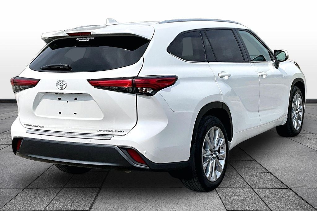 2022 Toyota Highlander Limited