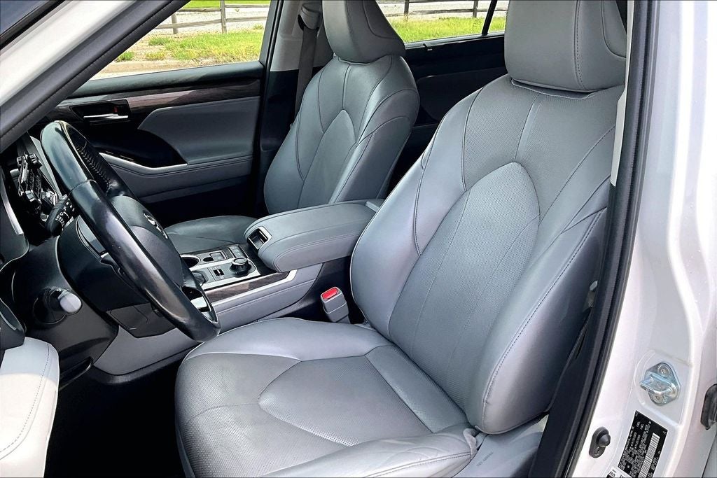 2022 Toyota Highlander Limited