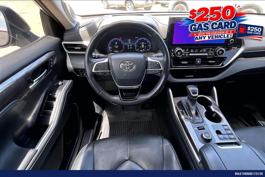 2023 Toyota Highlander Platinum