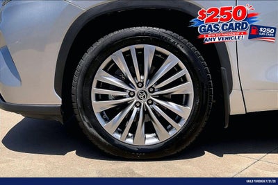2023 Toyota Highlander Platinum