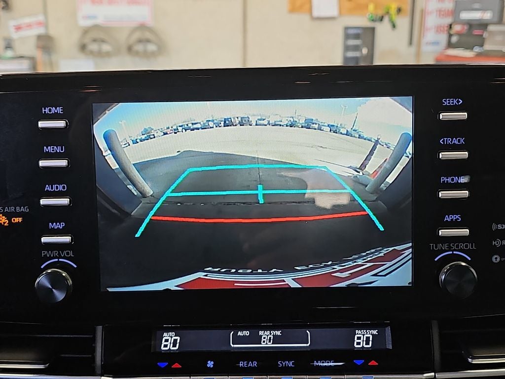 2024 Toyota Sienna LE 8 Passenger