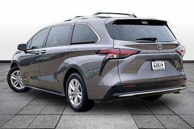 2021 Toyota Sienna Limited 7 Passenger