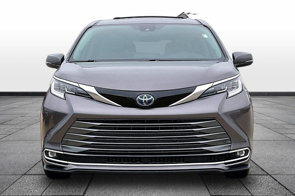 2021 Toyota Sienna Limited 7 Passenger