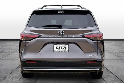 2021 Toyota Sienna Limited 7 Passenger