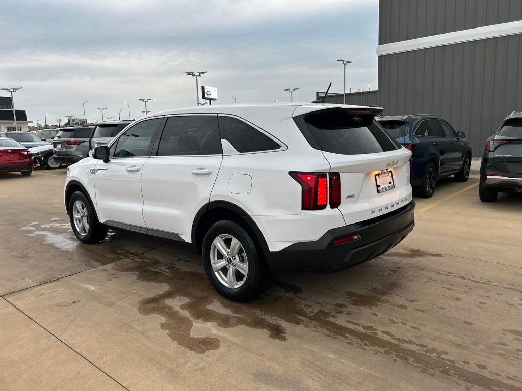 2022 Kia Sorento LX