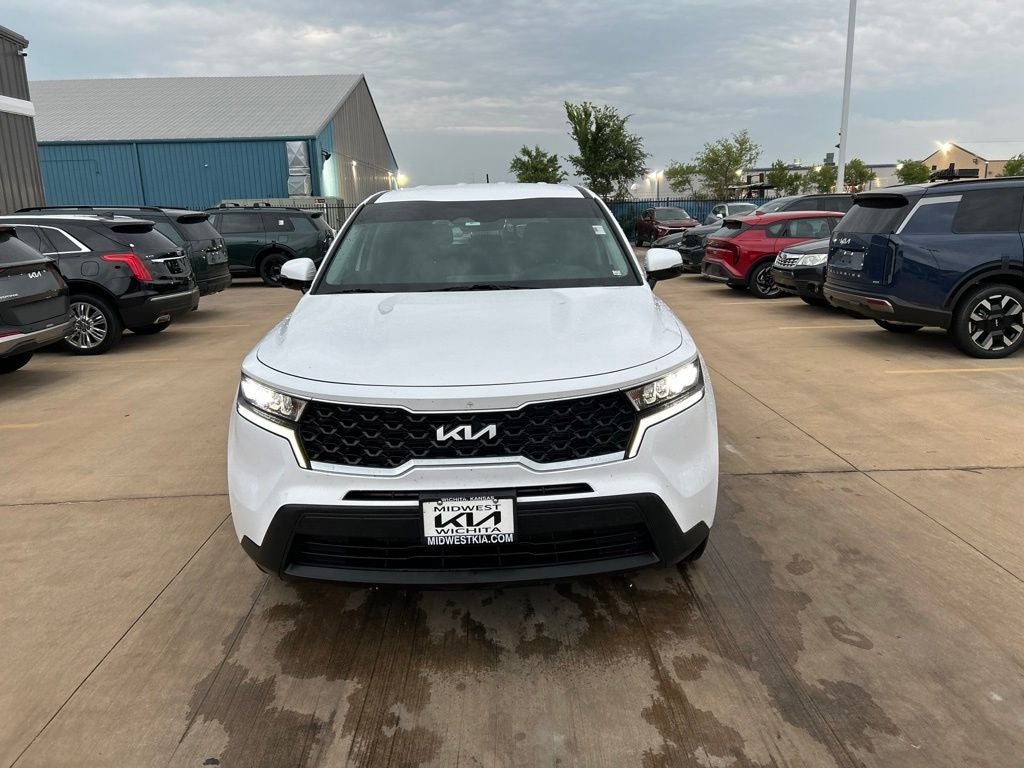 2022 Kia Sorento LX