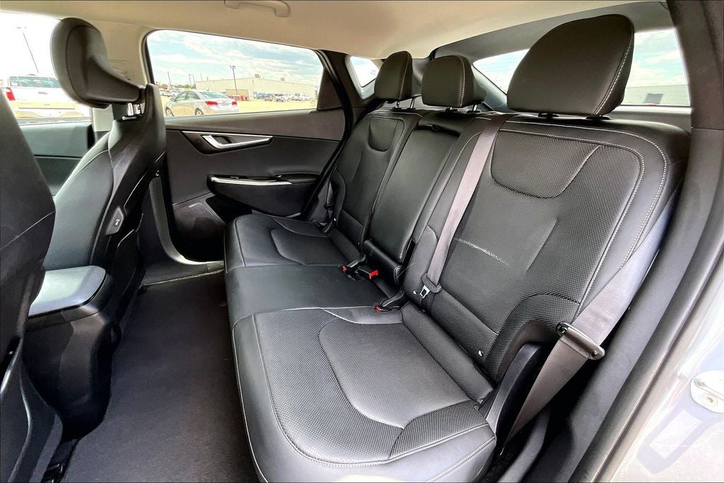 2022 Kia EV6 Wind
