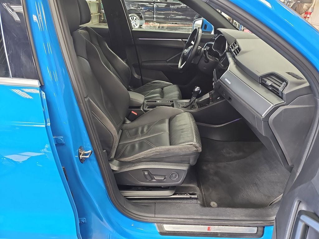 2019 Audi Q3 2.0T Prestige S line quattro